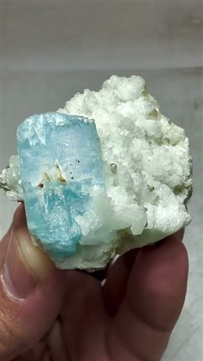 Serene Blue Aquamarine Specimen | Natural Beryl from Pakistan