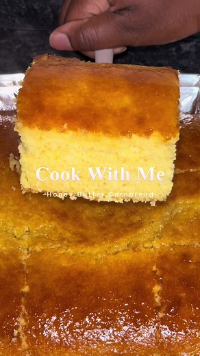 Delicious Homemade Cornbread Recipe for Thanksgiving
