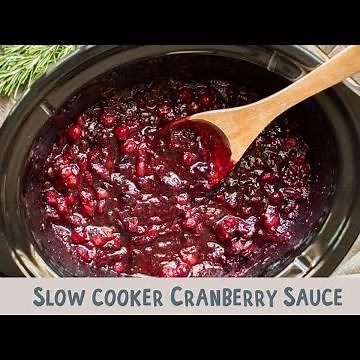 🎄Slow Cooker Cranberry Sauce - A homemade treat!