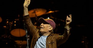 Review: Paul Simon enchanting in first of five Seattle shows