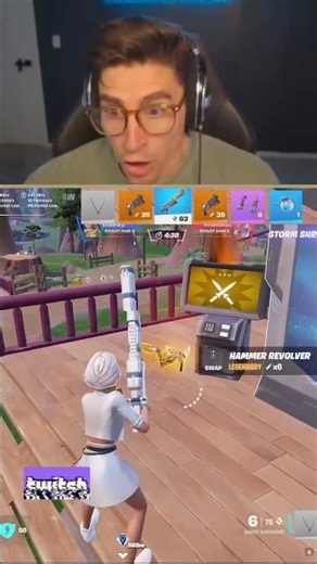 UNLIMITED WEAPON UPGRADE GLITCH! THIS IS BROKEN! #fortnite #fortniteclips #fortniteshorts #glitch