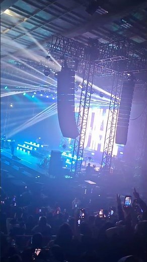 LUCHÈ BARI: Il delirio per LABIRINTO! 🌀🔥