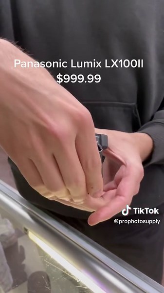 Looking for an x100v or an alternative to one? These are our top picks #x100v #fujifilm #fujifilmx100v #xt30 #ricohgr3 #lx100ii