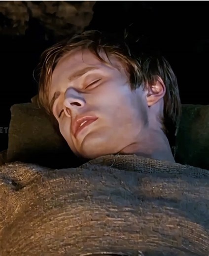 Exploring the Bond Between Merlin and Arthur