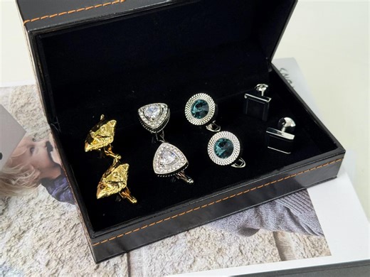 Men's Cufflinks Set - Wolf Head, Crystal, Enamel, Gift Box Accessories - Etsy