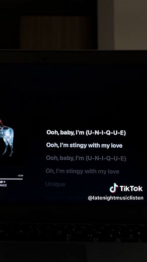 Beyoncé Lyrics Video: Ailén Superstar