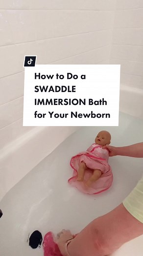 How to do a swaddle immersion bath for your newborn! #newborn #newbaby #babytips #newbornbaby #newborncare #newmom #bringingbabyhome #bathtime