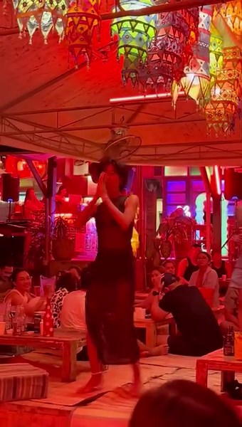 1.5M views · 10K reactions | POV: NAGING PERFORMER KA BIGLA SA FLOTSAM 藍 : Lindsay Vierneza #BananaQueen #Bananafam #LaUnion #FlotsamJetsam | Joyang TV | Facebook