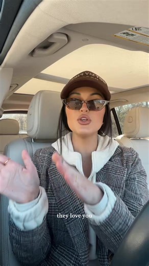 Understanding the Phenomenon of Clapping: Explained