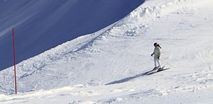 Tahoe avalanches: What causes innocent-looking snow slopes to collapse? A physicist and skier explains, with tips for surviving