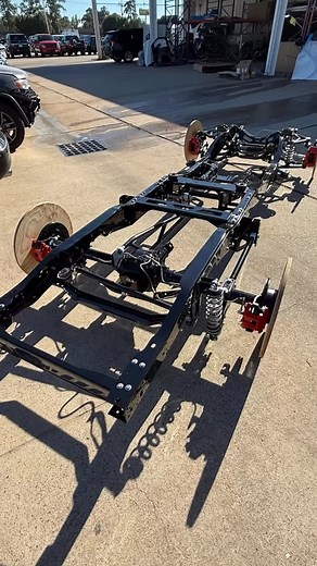 What a great install photo with a bunch of Tinworks chassis parts. Tag the owner!!! 🇺🇸 #c10 #c20 #c30 #squarebody #obs #obschevy #obsdually #c10trucks #c10nation #c10talk #c10chevy #c10life #squarebodynation #squarebodylife #squarebodychevy #squarebodytrucks #squarebodyc10 #truck #trucks #chevy #gmc #chevytruck #chevytrucks #lsx #lsswaptheworld #twfab #tinworksfab #tinworksfabrication #twsuspension #tws | TinWorks Fabrication