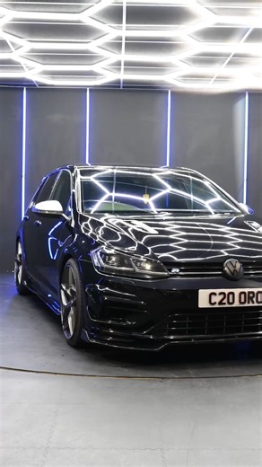 The 2017 GOLF R – STAGE 1 is not here to whisper… it’s here to launch 🚀🔥 Stage 1 tuned, razor-sharp, and ready to embarrass anything that lines up next to it. AWD grip, turbo punch, and that signature R presence that turns a sensible hatch into a street weapon. School run? Easy. Late night blast? Even easier. This is the perfect mix of daily comfort and “hold on tight” energy. Subtle badge, serious bite. 🐺💙 ⏳ Draw February 17th – get involved before this one disappears down the road. 🔗 Nitr