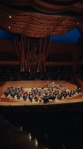 Last night, the Los Angeles Philharmonic had its first performance at Walt Disney Concert Hall since the heartbreaking wildfires that devastated many areas of our community. As a tribute to the city, the heroic first responders, dedicated volunteers, and those affected by the crisis, we opened the concert with Bach’s serene and poignant “Air.” The power of music can bring us solace, inspiration, and healing—especially in times like these. To learn more information about our relief efforts and ho