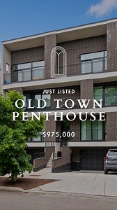 Just Listed // $975,000 🏡 Old Town Penthouse Perfection Comment “Old Town” for the listing. ✨ 3 Beds | 2 Baths | Private Rooftop | Garage Parking 🌤 Extra-wide, full-floor layout with bright east-facing windows 🌿 Three outdoor spaces including a rooftop oasis with turf lounge areas 🍳 Chef’s kitchen with quartz counters, stainless appliances & large island 🚿 Spacious primary suite with spa-like bath with steam shower 🍷 Front terrace grilling balcony for true indoor/outdoor living Modern, lig