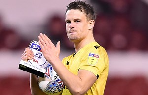 Millwall ace Smith pleads for help to find petrol or 'give him lift to training'