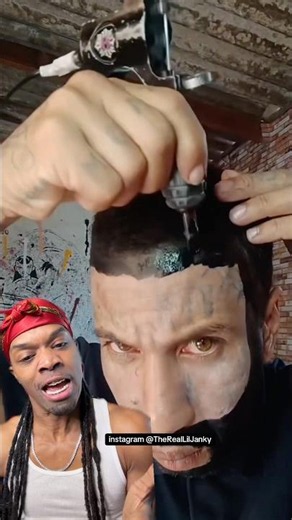 I can't believe this man tattooed around his face like this