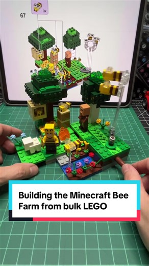 The #Minecraft Bee Farm was selected to be rebuilt from the bucket of printed and stickered @LEGO parts I’ve prepared. The square bees are so cute! Even the angry ones! #thrifting #secondhand #afol #lego