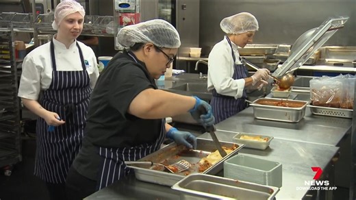 An innovative program is providing more jobs for those with disabilities. The Cultivate job skills program backed by Bedford is changing lives for would-be chefs like Kira Pfennig who has Tourette syndrome. Download the 7NEWS app: https://7news.link/7NEWSapp #7NEWS | 7NEWS Adelaide