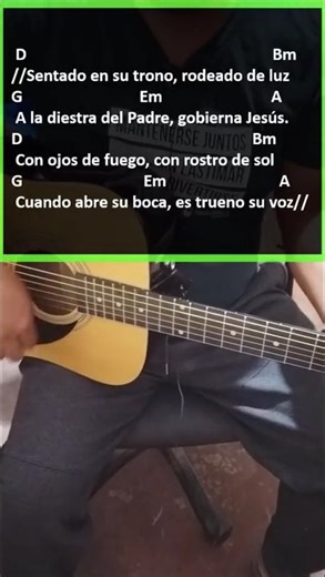 🎸 ¡Aprende a tocar “Sentado en Su Trono” de Danilo Montero en guitarra acústica! En este tutorial te enseño los acordes, el ritmo y la forma más sencilla de tocar este hermoso canto de adoración. Perfecto para principiantes y para quienes desean fortalecer su servicio en la alabanza. 🙌✨ Si este contenido te ayuda, no olvides dejar tu like, compartir y seguir la página para más tutoriales cristianos de guitarra. #SentadoEnSuTrono #DaniloMontero #GuitarraAcustica #TutorialDeGuitarra #GuitarraCri
