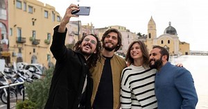 'Generation 56k' Full Cast List: Meet Angelo Spagnoletti and other stars of Netflix rom-com