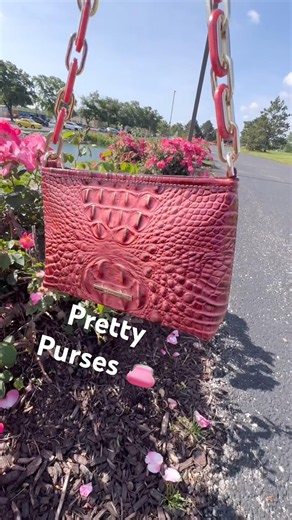 PRETTY PURSES BRAHMIN MOD LORELEI & VON DUTCH PARK GARDEN WALK #brahmin #brahminbag
