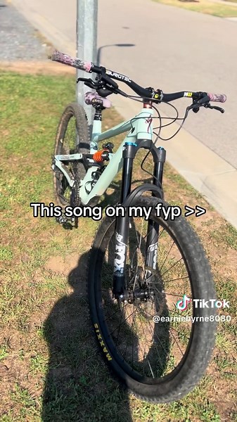 Dirt Bike Riding Fails: Hilarious Filming Moments