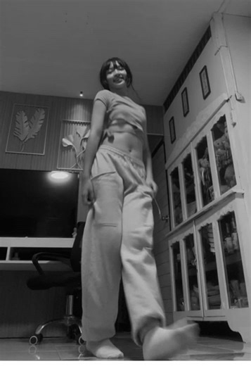 💃#blackpink #foreveryoung #blink #블랙핑크 #블링크 #yg #dancetok #fyp @blackpinkofficial @LISA @ROSÉ @JENNIE @JISOO