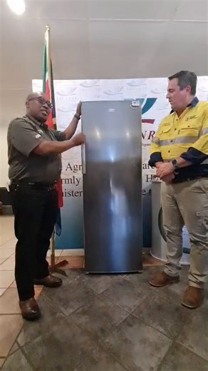 In the video Agricultural Research Council (ARC) CEO, Dr Litha Magingxa and minister of agriculture, John Steenhuisen, unveils the first batch of foot-and-mouth disease (FMD) vaccines produced by the ARC. Keep an eye on our pages for more feedback. Agricultural Research Council National Department of Agriculture #footandmouthdisease #agriculture | Veeplaas Tydskrif