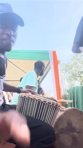 2.2K views · 66 reactions | Avec achat du tam-tam voici comment ça doit jouer. Rythme (Adouyayé ) #Culture #danse #danse #DanseTraditionelle | Min'art | Facebook