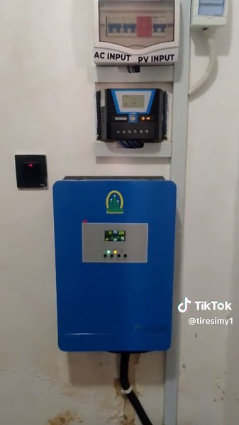 🔧 Installing a 3.5kva Solar Power System Inverter with 2 Tabular Batteries & 10 pieces of 200w Solar Panels | Full Solar Setup! ☀️🔋 In this video, we take you through the step-by-step of the installation. featuring: ✅ 3.5kva Hybrid Inverter ✅ 2 Tabular Batteries ✅ 10 pieces of 200w Solar Panels 🔌 Proper inverter & battery wiring ⚡ PV combiner setup 🔋 Battery communication 🛠️ Key installation tips & safety considerations 📍 Location: Balogun Area, Ibadan 📆 Project Duration: 1 day 👷 Install