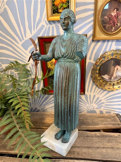 Vintage Greek Charioteer of Delphi Heniokhos Reproduction Bronze on Marble Base - Etsy