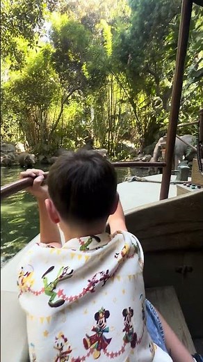 🐘🌴Elephants! Come with us on the Disneyland Jungle Cruise! #disneyland #disney #disneyparks