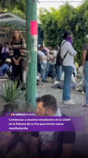 Noticias l Estudiantes de la UAEM comienzan a reunirse en la Paloma de La Paz para iniciar una nueva manifestación para demandar justicia y mayor seguridad a las autoridades estatales ante los recientes casos de feminicidio.