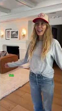 THEY BOTH MARRIEDBILLY RAY CYRUS,BUT THEIR LIVESENDED UPCOMPLETELY DIFFERENT.This is my Long