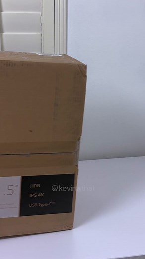 LG 32” UltraFine 4K Display Ergo: Perfect for Creators