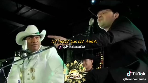 Adoro - Bronco & Kpaz de la Sierra: Música y Duetos