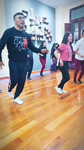 Dejando que la salsa nos mueva y nos haga feliz !!!!! Somos Bolivian Salsa Dancer @seguidores @fans destacados | Bolivian Salsa Dancer