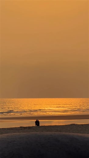 Tahsin Mukter on Instagram: "Sunset feels better together."