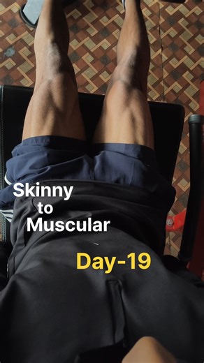 Day-19 • Quads And Triceps #shorts #viral #trending #gym #shortsviral #ytshorts