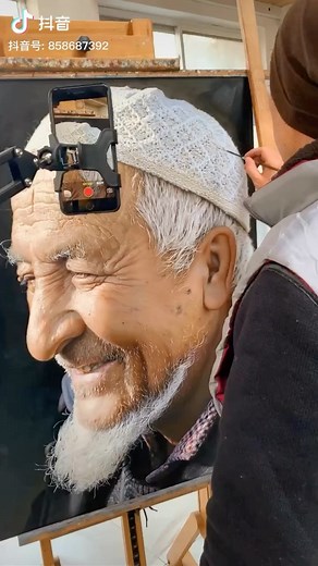 Siyuan Pan on Instagram: "Pan Xun's Oil Painting Works #realisticoilpainting #oilpainting #油絵作品 #超写実油絵作品 #油画 #超写实油画"