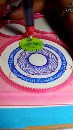 “Satisfying Spirograph Art ✨ Perfect Geometry Drawing #shorts”
