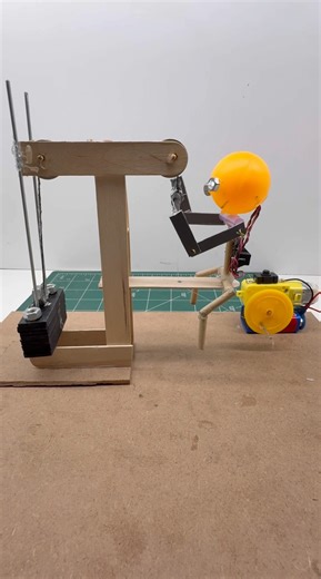 Lat pull down machine with Dc motor gym machine #dcmotor #tech #diy #gymmotivation