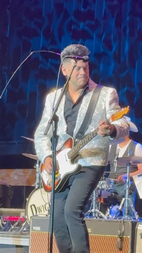 Eugene Edwards Dwight Yoakam guitarist!! #viralshort #livemusic #dwightyoakam