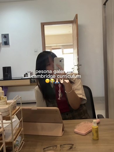 24/7 iPad Cambridge Past Papers: Ace your AS Level!