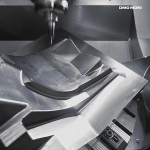 📈 Maximum efficiency through process integration at DMG MORI Pfronten! Milling, turning, grinding and gear cutting – all on one machine, without re-clamping and with maximum precision. Intelligent process integration makes manufacturing processes not only more precise, but also more efficient and economical. At our Pfronten site, key components for our technologies such as spindles and wheel magazines are manufactured on our own DMG MORI machines. This ensures the highest quality, precision, an