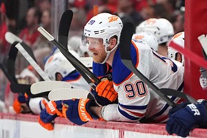 Corey Perry Explains His Speech That Kickstarted Oilers' Miraculous Game 4 Win
