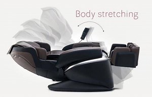 This is Rolls-Royce among massage chairs – flagship Fujiiryoki JP1000 model will provide feeling of confidence and reliability. Fujiryoki provides irreplaceable experience, incredible Japanese precision & more than 50 years of tradition of first in the world massage chair manufacturer! Try one now at our nearest retail outlet! #JohnsonFitnessMalaysia #Fujiiryoki #MassageChair #JP1000 | Johnson Fitness Malaysia
