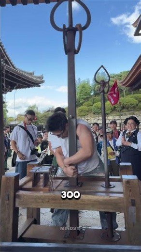 Almost Nobody Can Lift Benkei’s Giant Spear 😳