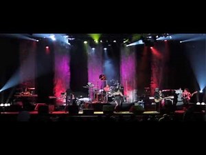 Klymaxx - Meeting In The Ladies Room (Concert Music Video)