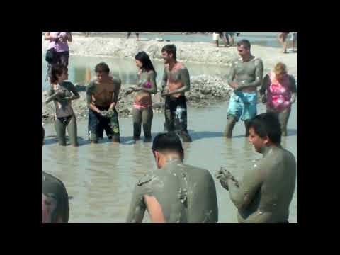 Mud bath that will take 10 years off your life! Olu Deniz, Turkey